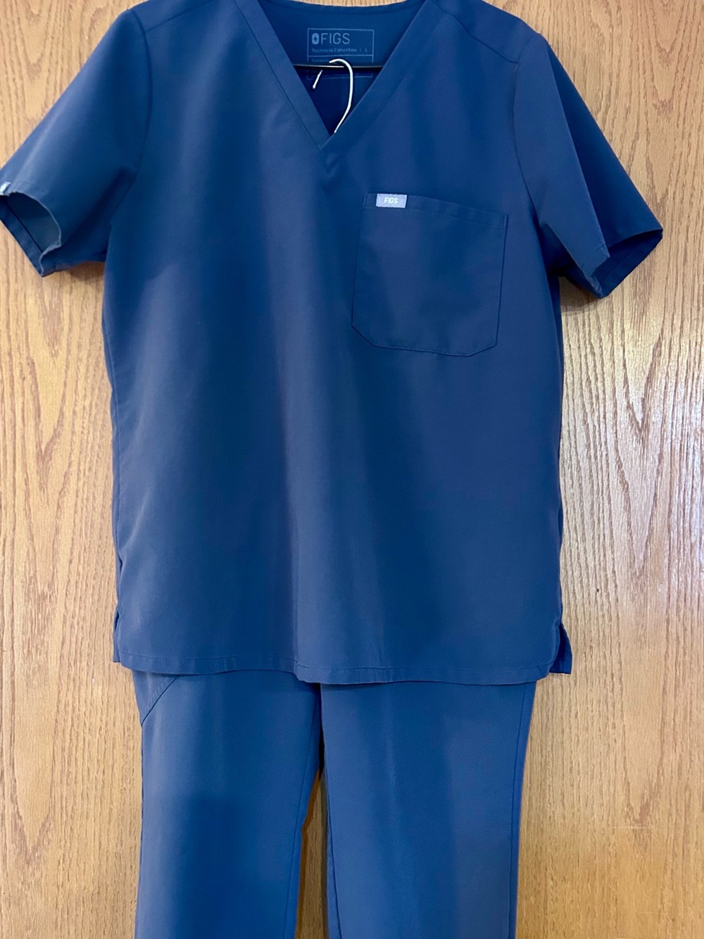 FIGS Womenβs Grey Scrub Set